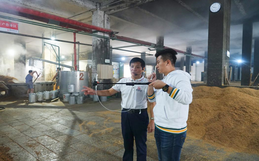 光明網主播走進四特酒，探尋特香型白酒獨特之處
